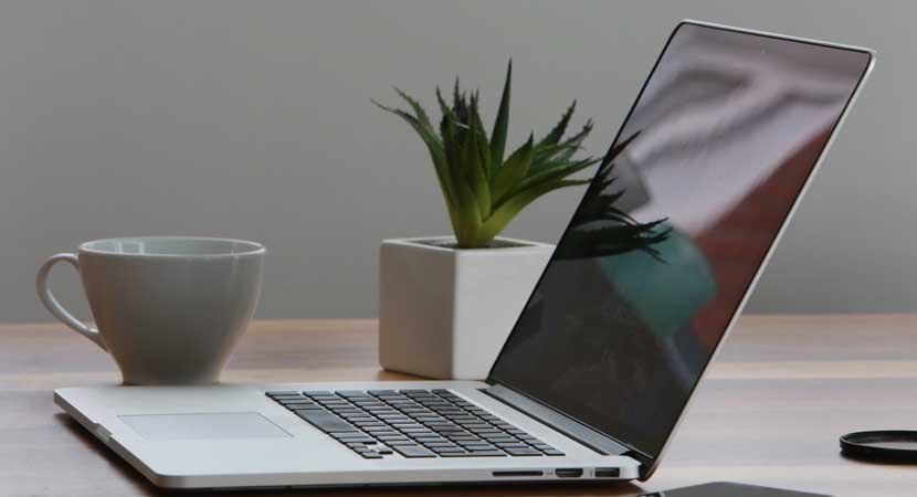 Computer & Laptop Stores in Tour Guide Services